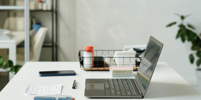 Virtual Assistants vs In-House Admin: A Complete Guide for Australian SMEs 